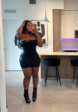 Load image into Gallery viewer, HOURGLASS DRESS - BLACK METALLIC
