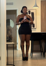 Load image into Gallery viewer, HOURGLASS DRESS - BLACK

