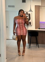 Load image into Gallery viewer, HOURGLASS DRESS - PHYTHON
